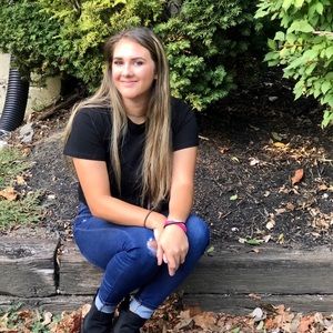 Meet your Posher, Annabel